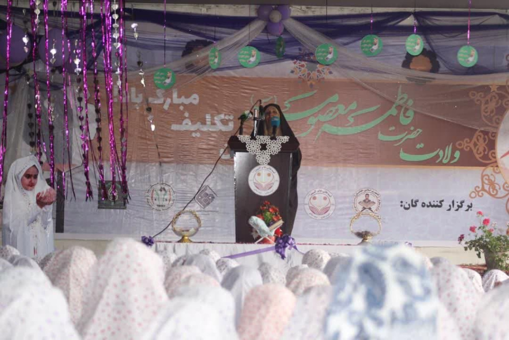 جشن تکلیف دختران دانش‌آموز در شهر کابل برگزار شد + تصاویر