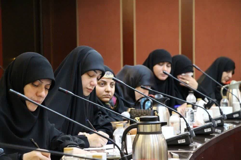 گزارش تصویری میزبانی مجمع جهانی اهل‌بیت(ع) از هیئت عالی‌رتبه بانوان عراقی